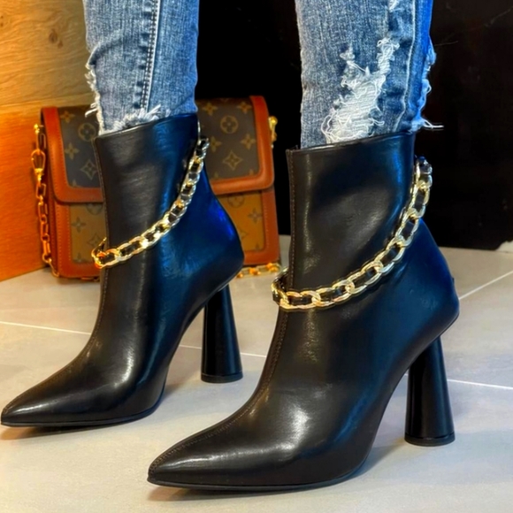Shoes - Just In Smile , black boots